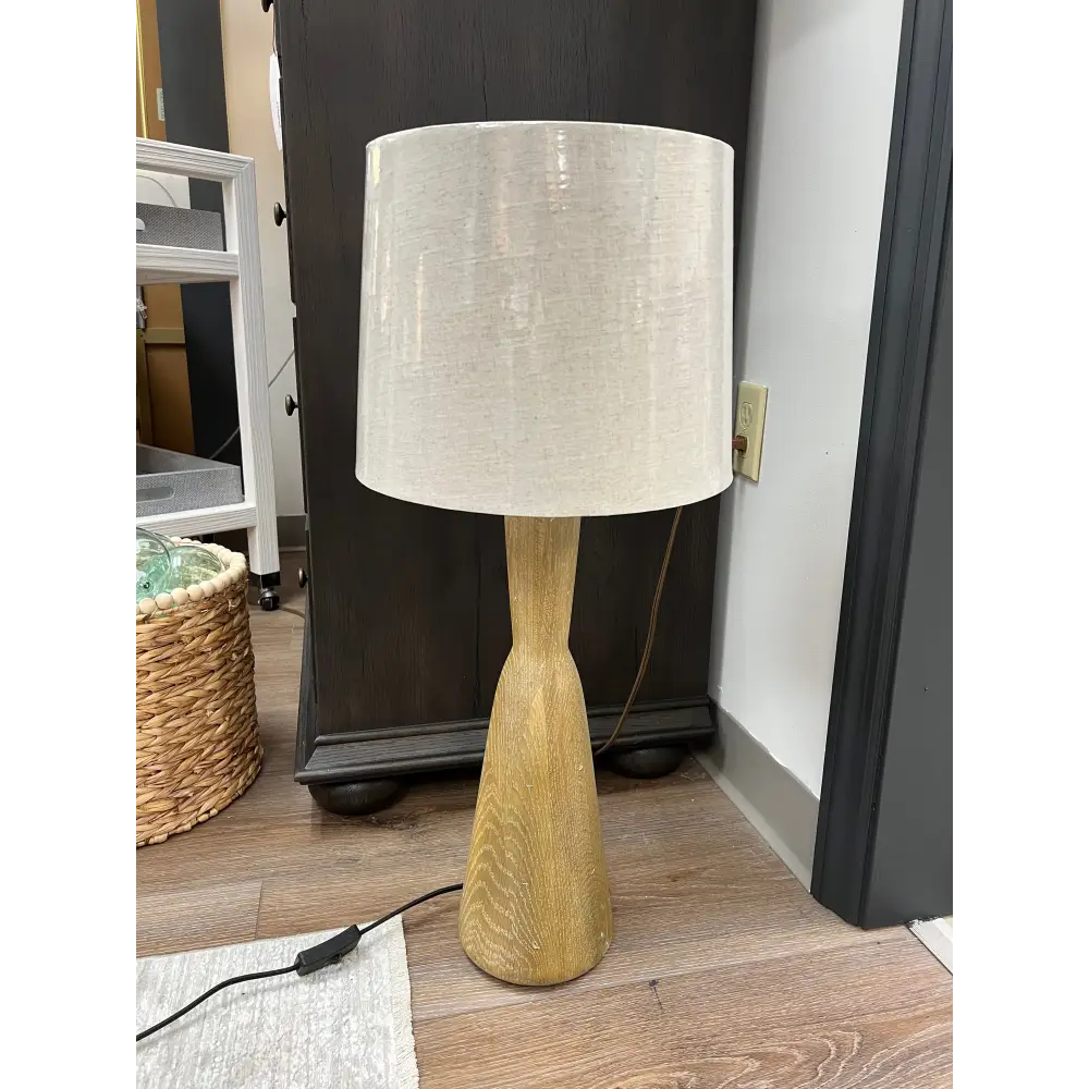 Lathan Table Lamp - Lamp